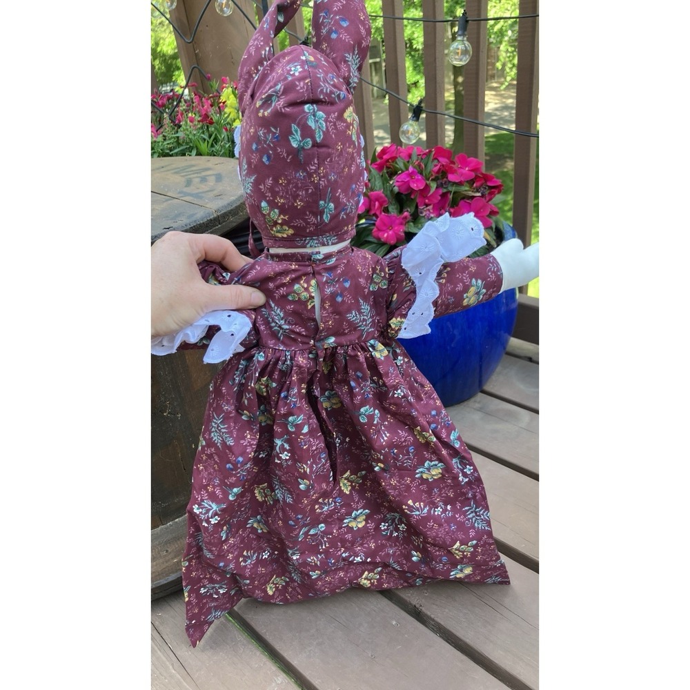 Set of 2 Handmade Cloth Rag Dolls Primitive Bunny Bonnet Shelf Sitters 26" - Picture 10 of 13